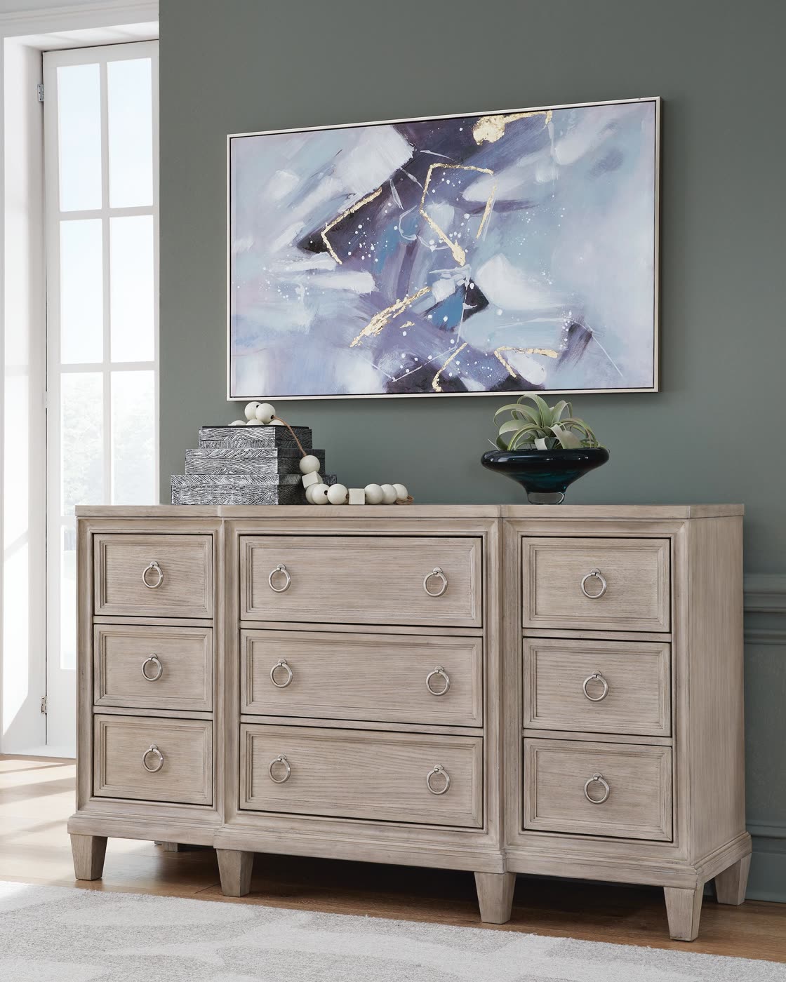 Jorlaina 9 Drawer Dresser