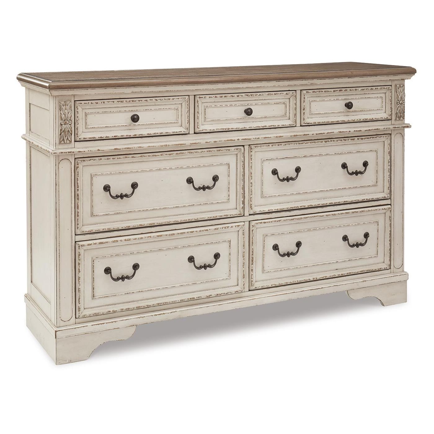 Realyn 7 Drawer Dresser